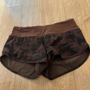 NEVER WORN BEFORE Lululemon Speed Up Shorts 2.5”